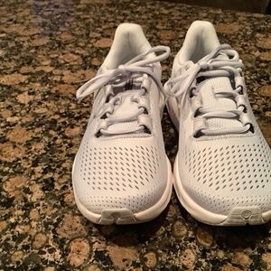 Under Armour Running/ Walking Size 8.5 NWT
